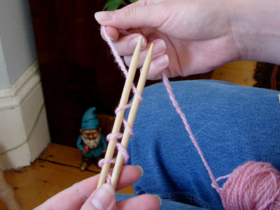 figure 8 cast on knitting