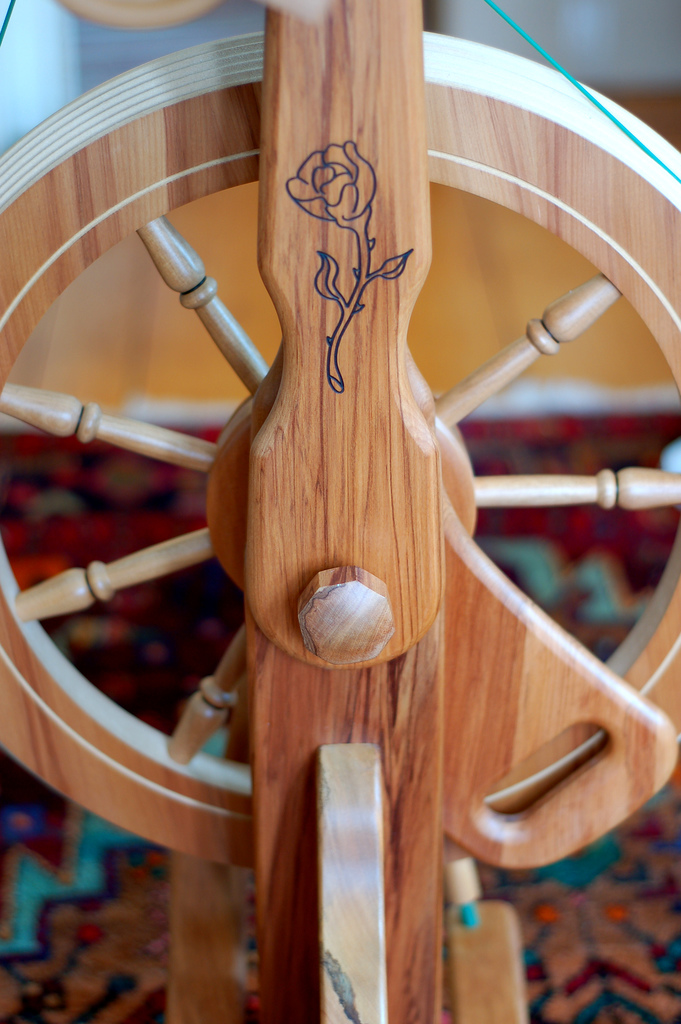Wheel Review Majacraft Rose Hello Yarn