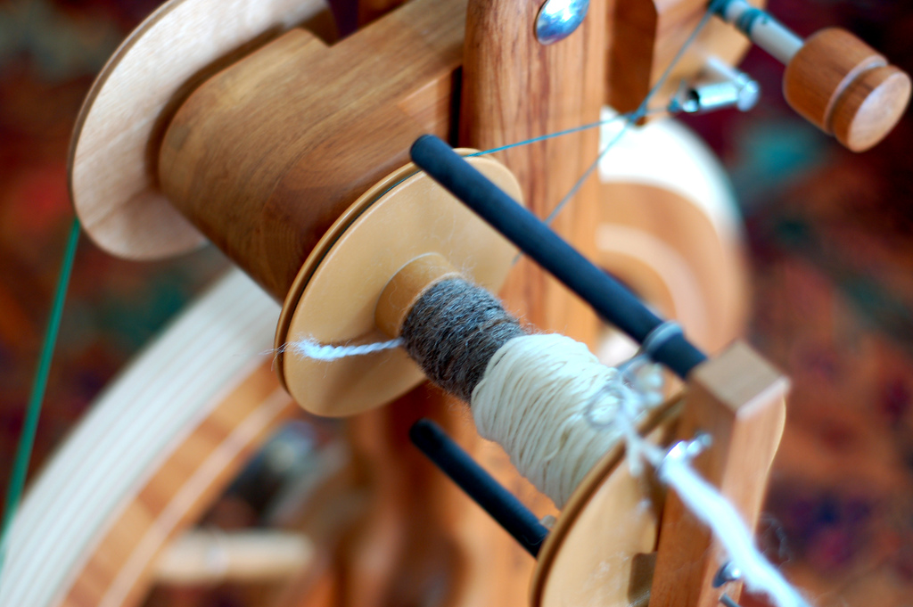Wheel Review Majacraft Rose Hello Yarn